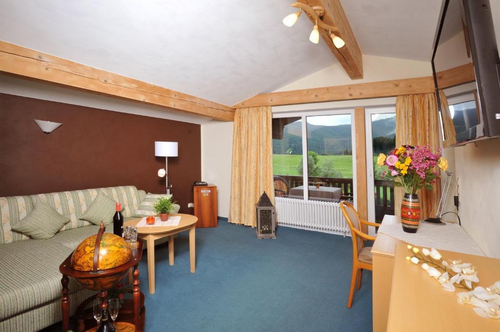 Hotel Bichlhof Reit im Winkl Ruang foto